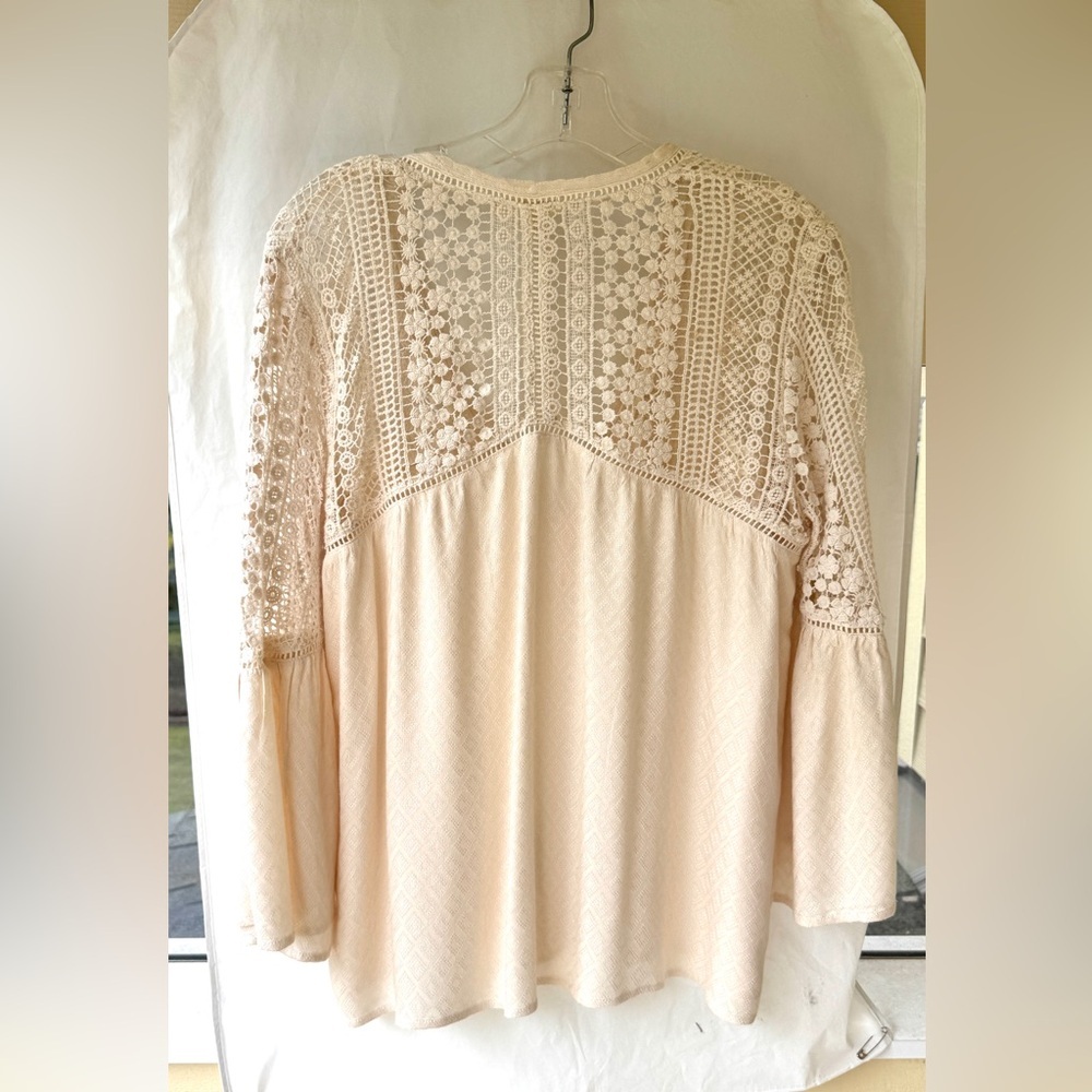 Love Stitch crochet lace top - Picture 8 of 11